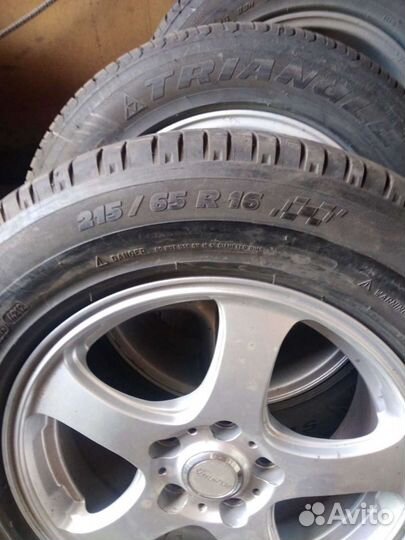 Triangle TR281 215/65 R16