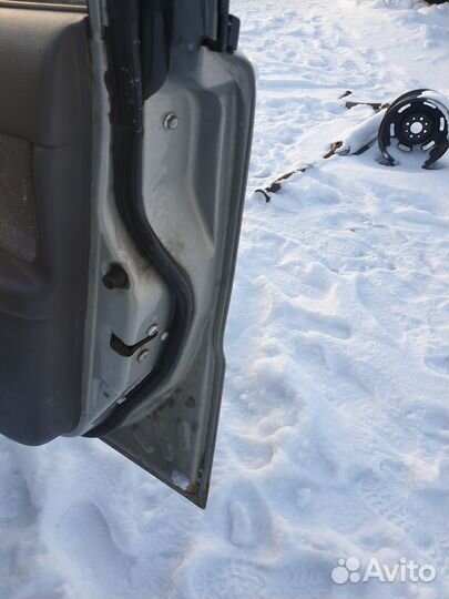 Дверь передняя правая chevrolet lanos