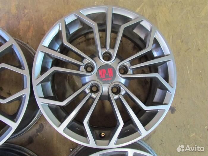 Диски Nissan R16 Литые 5x114.3 J6.5 MW