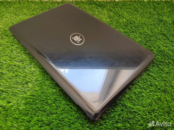 DNS (Core i7/8 RAM/SSD/17.3