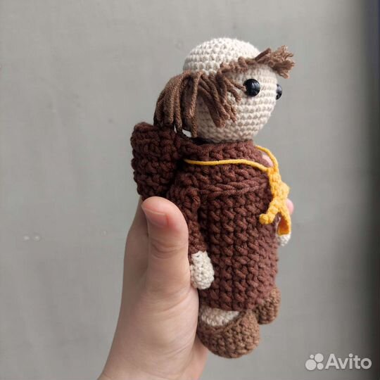 Средневековый священник, игрушка