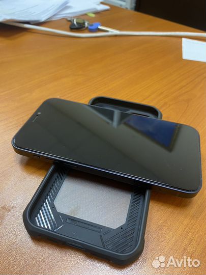 iPhone 12 64gb