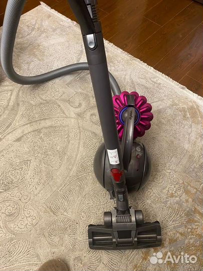 Пылесос dyson