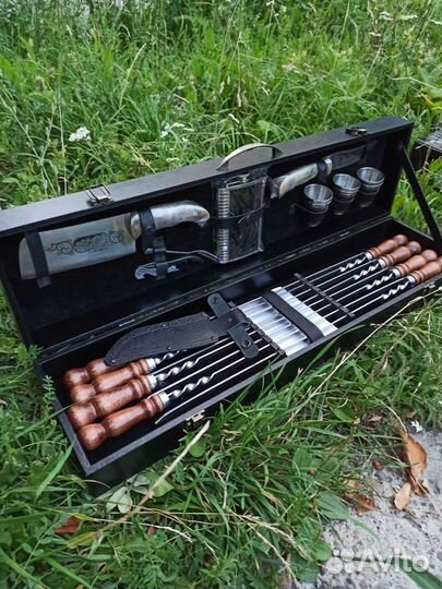 Подарочный набор в чемодане