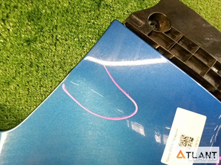 Крыло переднее правое toyota aqua