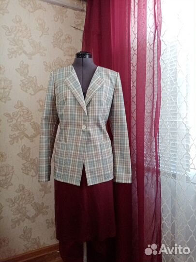 Пиджак женский