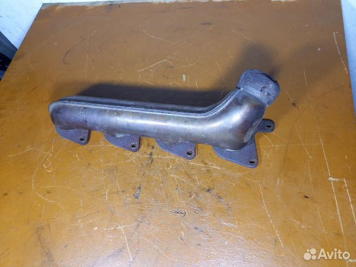 Коллектор выпускной правый Mercedes S-Class W221