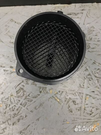 Расходомер воздушный Audi A5 8T cdnc 2010