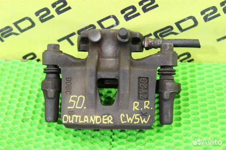 Суппорт задний правый Mitsubishi Outlander CW5W