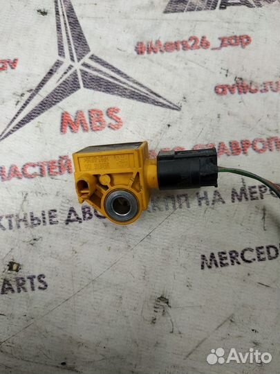 Датчик удара w212 Mercedes