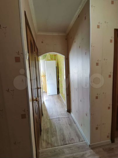2-к. квартира, 50 м², 3/9 эт.