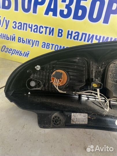 Фонарь задний левый Citroen C3 Picasso