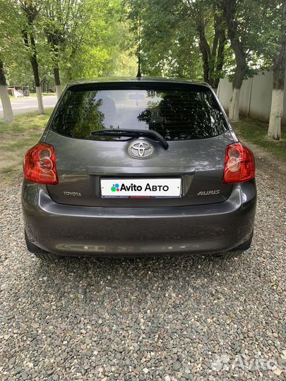 Toyota Auris 1.6 МТ, 2010, 231 000 км