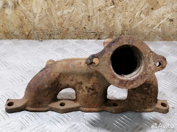 Коллектор выпускной левый Mitsubishi Diamant 2.5 1
