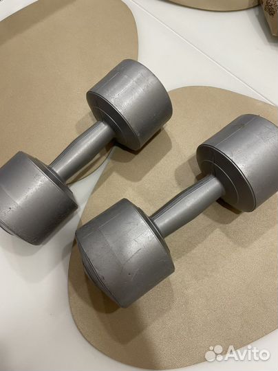 Гантели по 3 кг