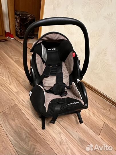 Автокресло recaro в комплекте с isofix