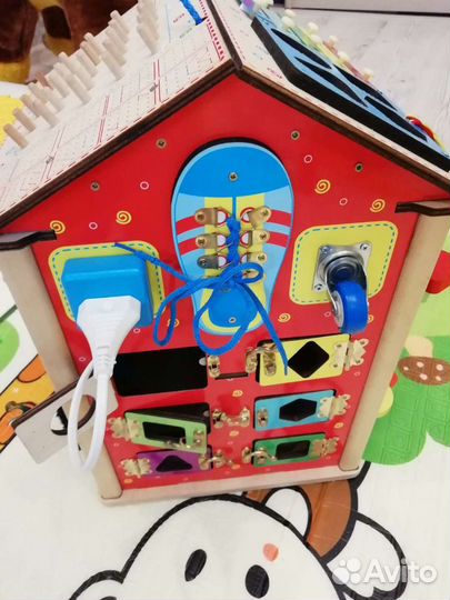 Бизиборд бизидом