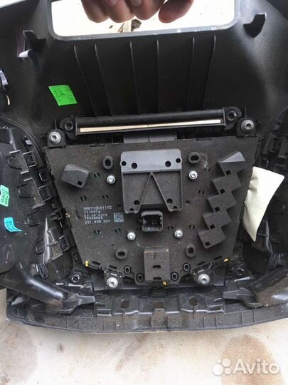 Панель управления магнитолой Ford Focus 3