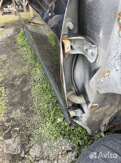 Джили мк кросс дверь