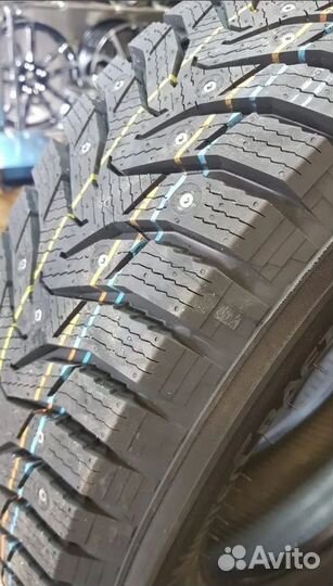 Kumho WinterCraft SUV Ice WS31 215/65 R17