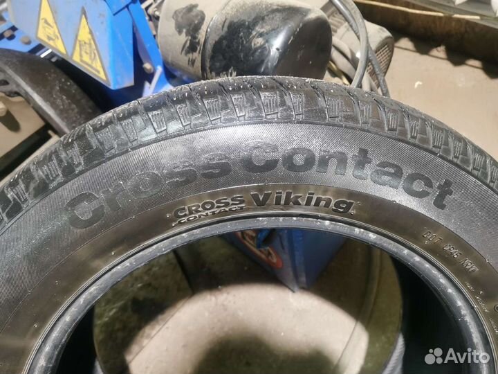 Continental ContiCrossContact Viking 235/60 R18
