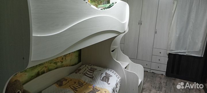 Двухъярусная кровать бу с матрасами