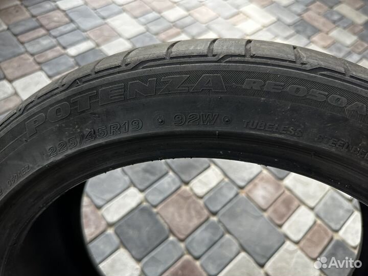 Bridgestone Potenza RE050A 225/45 R19 92W