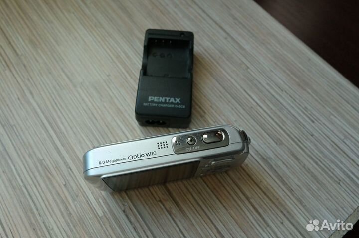 Подводный фотоаппарат Pentax W10