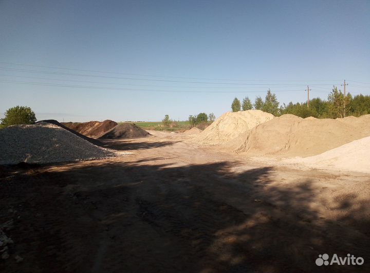 Щебень,песок,навоз,перегной,земля,крошка асфальта