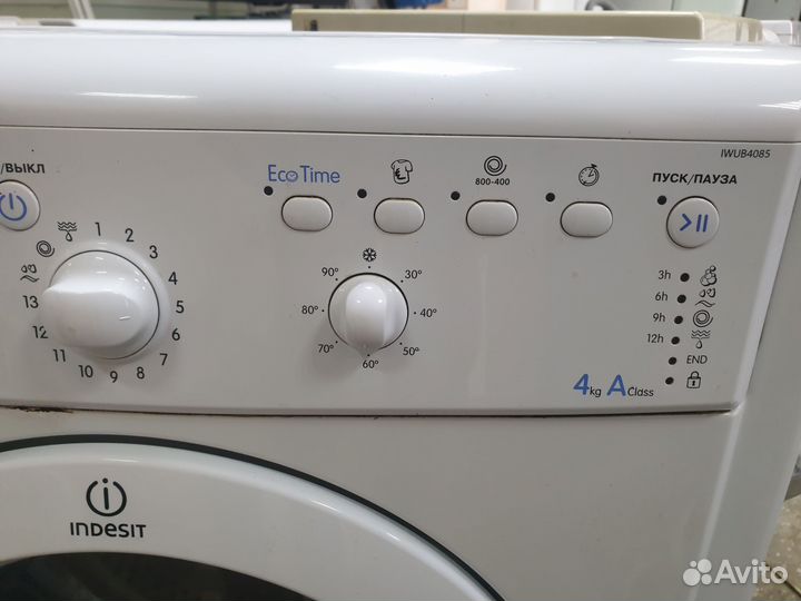Стиральная машина Indesit 4кг/узкая