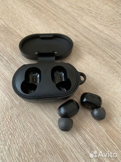 Беспроводные наушники