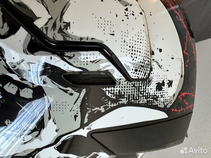 Шлем Icon Airflite Skull