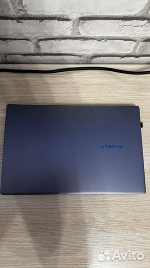 Ноутбук Honor magicbook 15