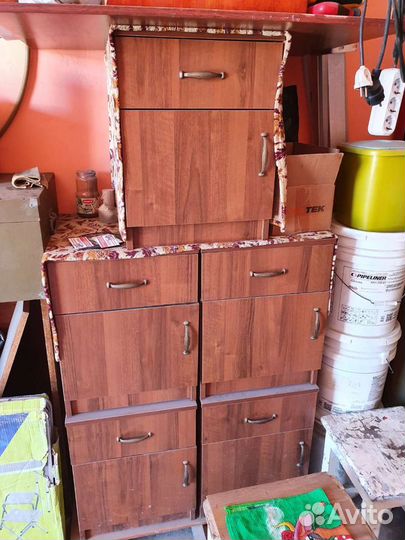 Тумбочка прикроватная