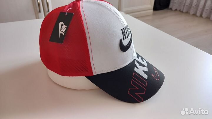 Бейсболки Nike новые