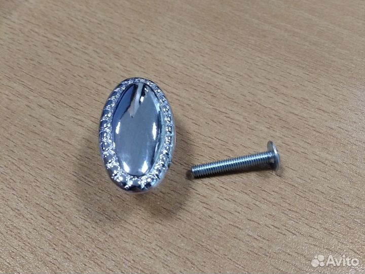 Мебельные ручки кнопки