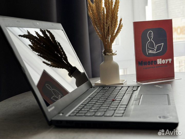 Мощный ноутбук 14 FHD как новый