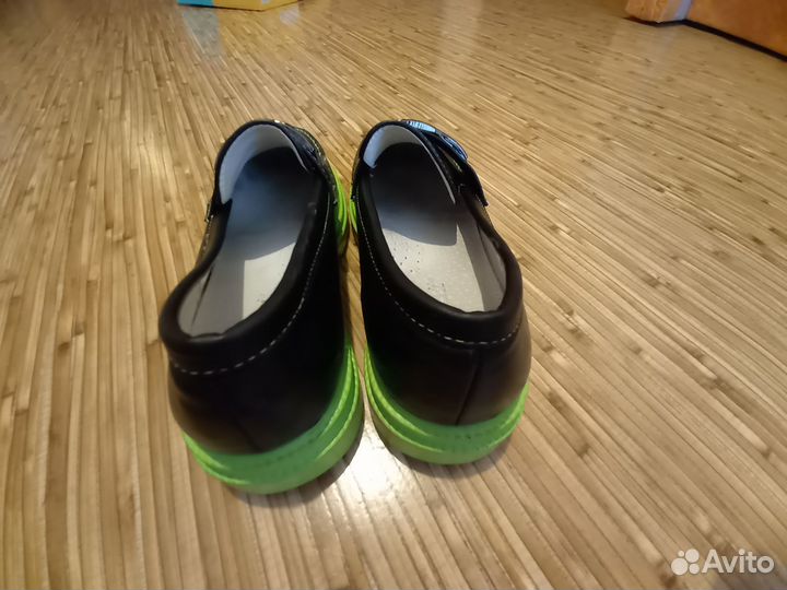 Обувь на девочку