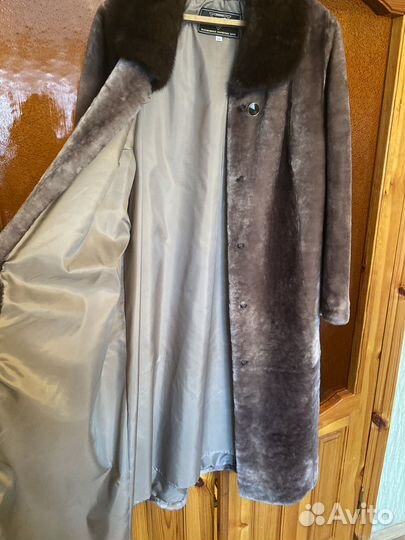 Шуба мутоновая с норковым воротником 56