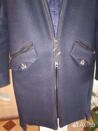 Дубленка, пальто, ветровка на 46-48