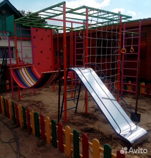 Детский спортивно-игровой комплекс 