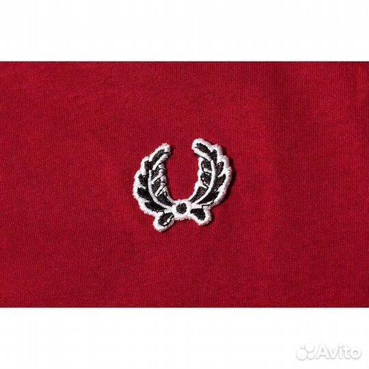 Футболка fred perry с лампасами
