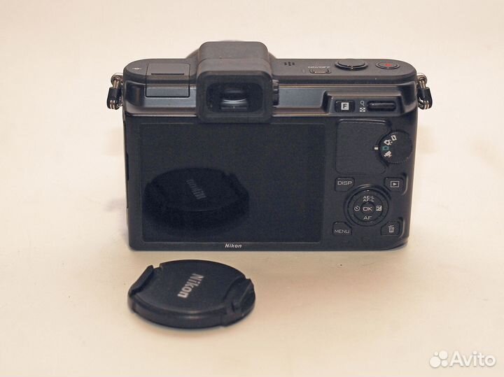 Nikon 1V1