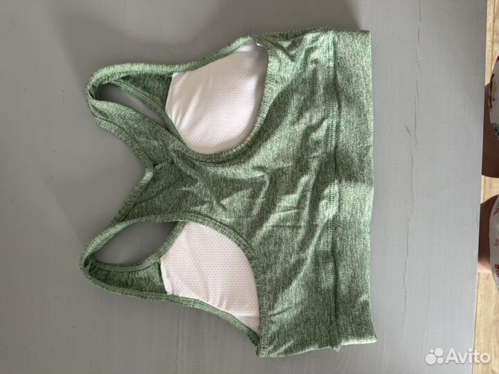 Спортивный костюм женский