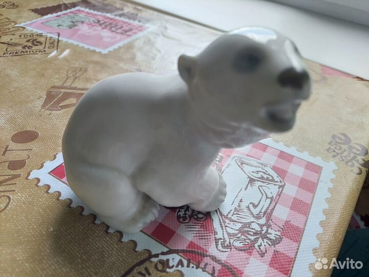 Фарфоровые статуэтки