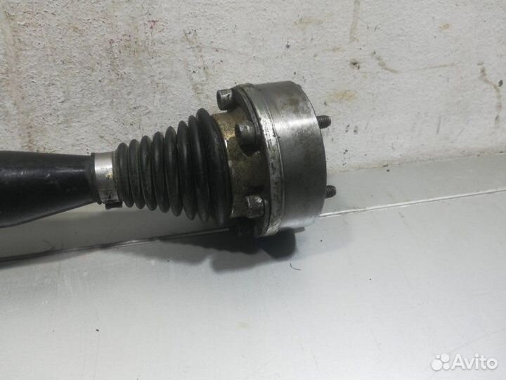 Привод правый передний Skoda/Volkswagen Rapid/Polo