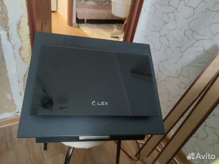 Кухонная вытяжка Lex