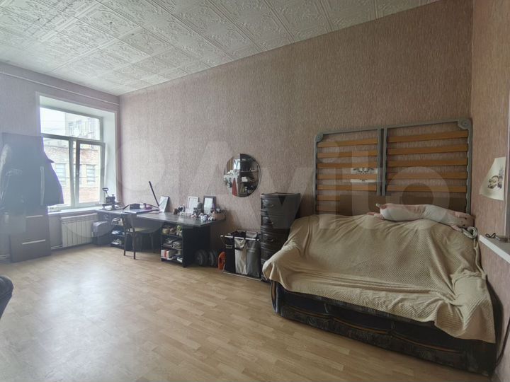 Комната 52,2 м² в 6-к., 4/4 эт.