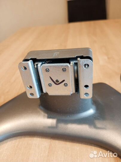 Подставка-нога, ручка для телевизора Sharp LC-20T1