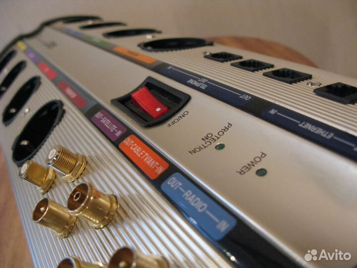 Сетевой фильтр разветвитель Monster HTS 1000